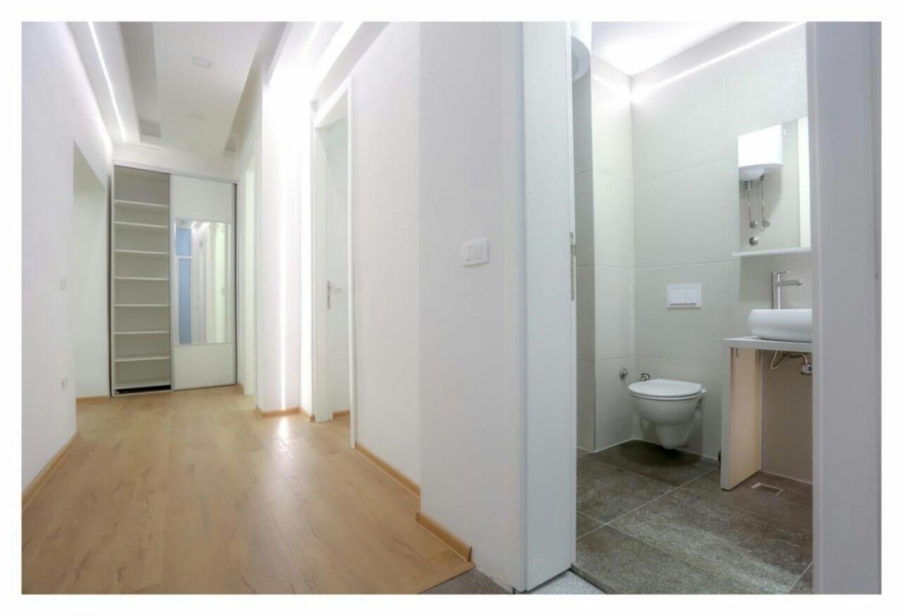Relax Exclusive Apartment Free Public Parking Sarajevo Luaran gambar