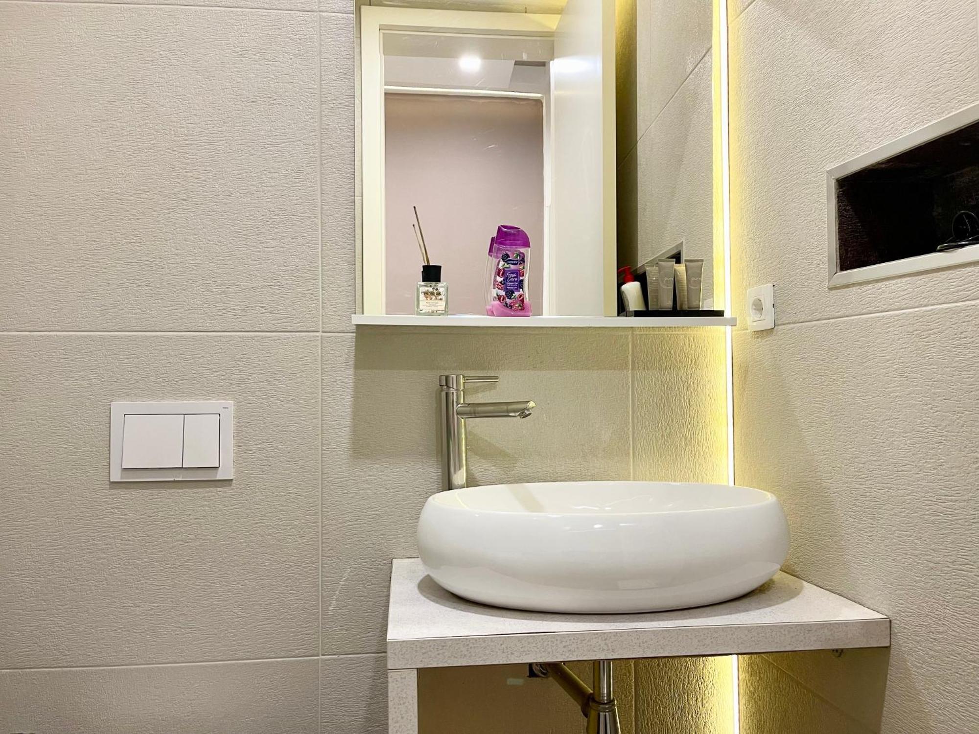 Relax Exclusive Apartment Free Public Parking Sarajevo Luaran gambar