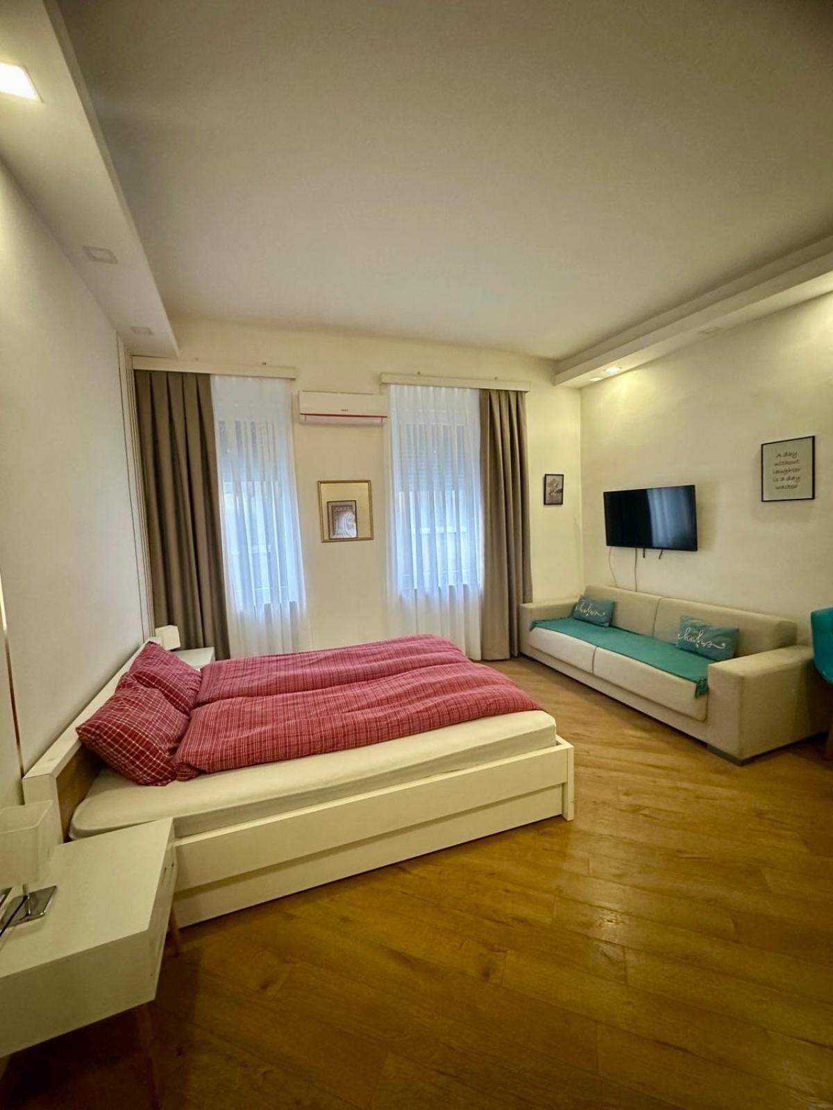 Relax Exclusive Apartment Free Public Parking Sarajevo Luaran gambar