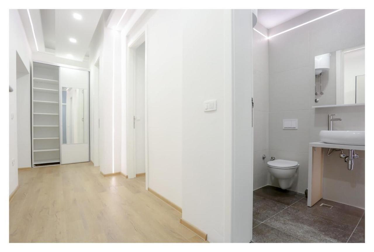 Relax Exclusive Apartment Free Public Parking Sarajevo Luaran gambar